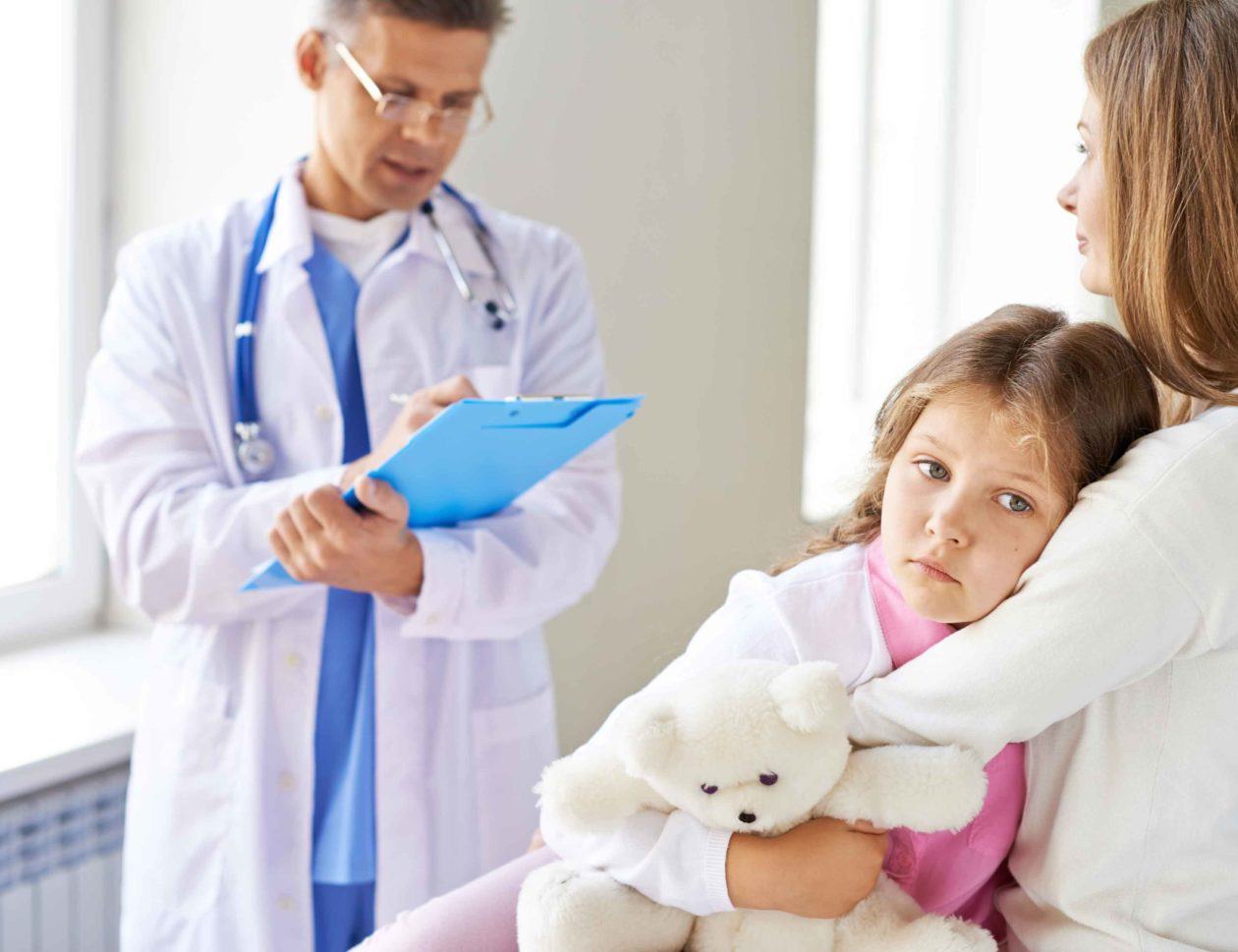 Surgeon Warns About The Dangers of Heavy School Backpacks